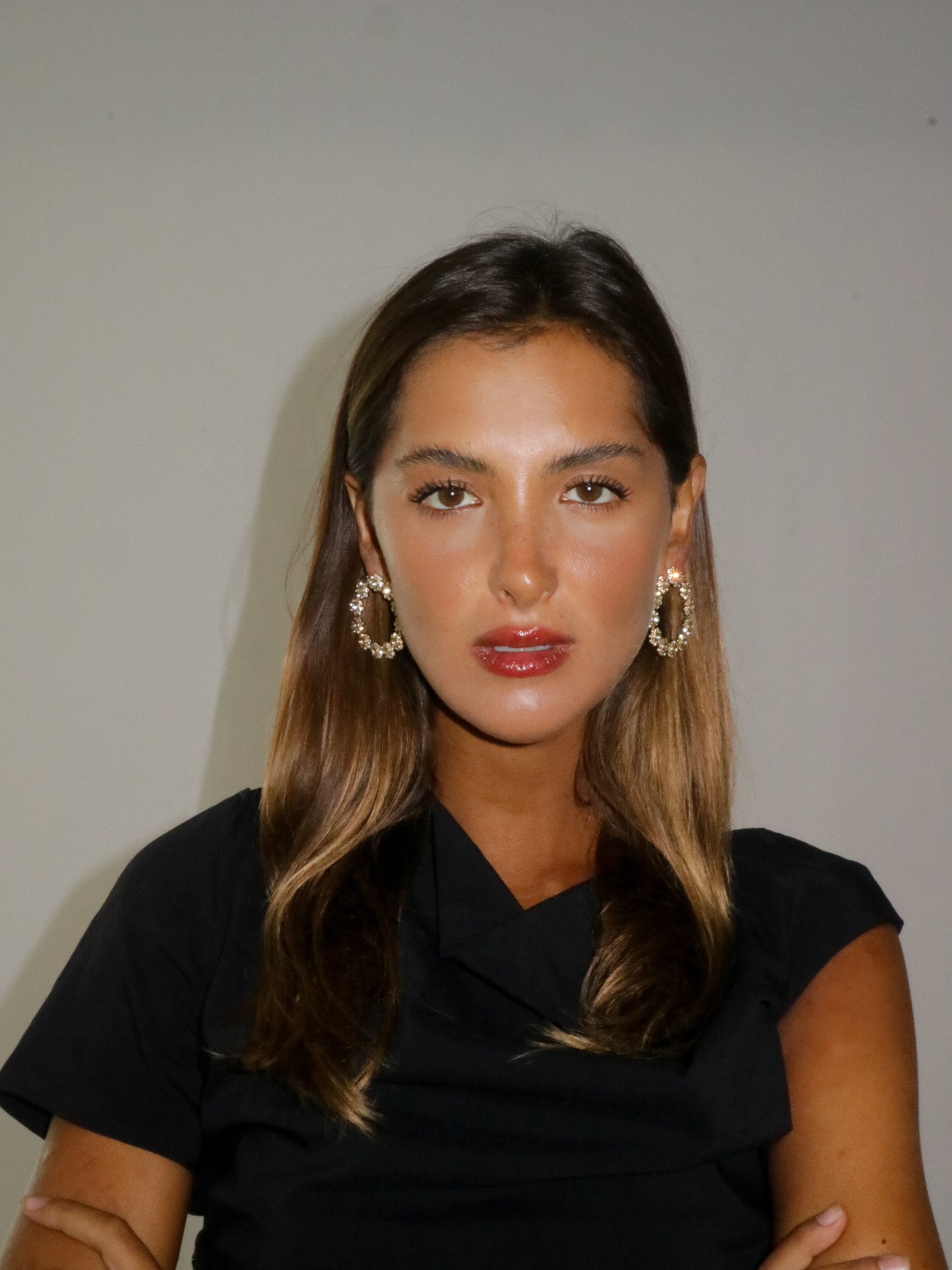 أقراط ميلا - ذهبي