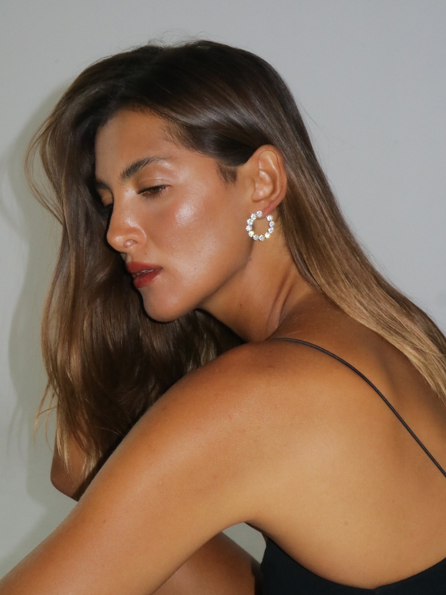 أقراط ميني ميلا - فضي