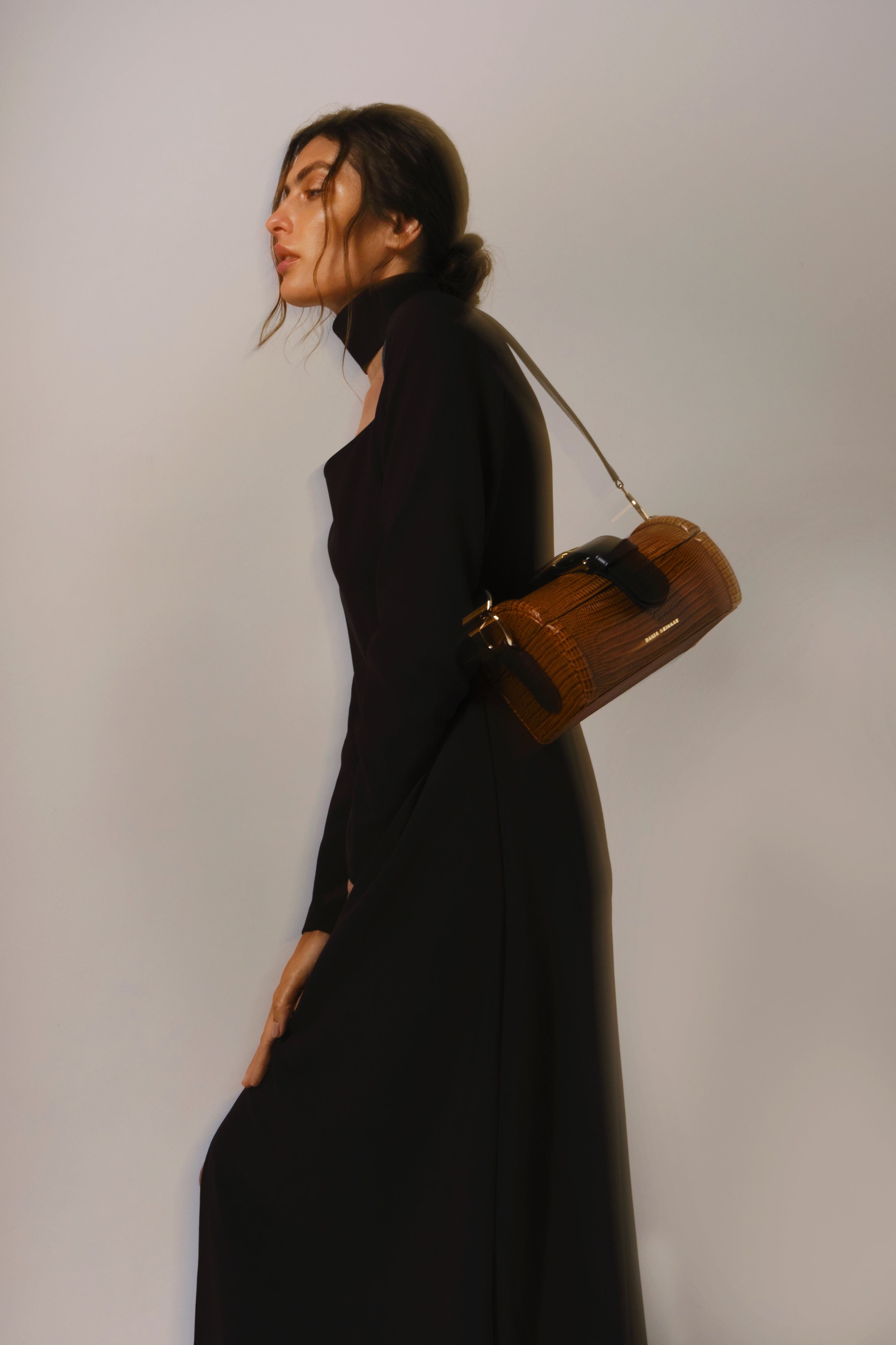 MOE - Caramel Lizard Embossed Bag